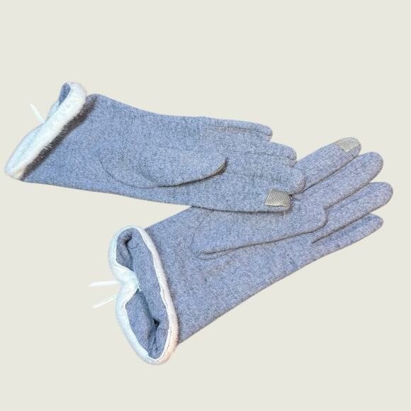 Blue White Fur Cuff Bow Touch Screen Gloves Medium - Picture 9 of 10